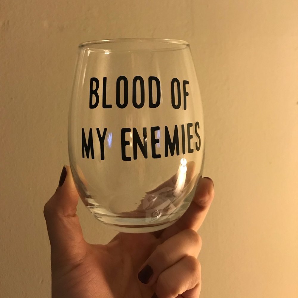 Customized wine glasses